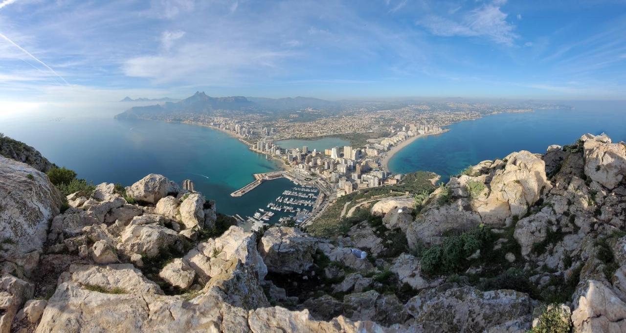 Casa Caledonia - Appartement Dans Villa Avec Jardin Arbore Et Piscine A 500 M De La Mer เบนิสซา ภายนอก รูปภาพ